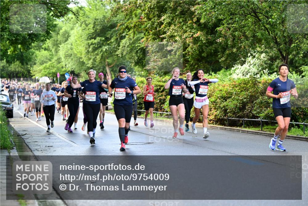 14.06.2026 - REWE Women's Run Dr. Thomas Lammeyer http://msf.ph/oto/9754009 14.06.2026 09:17:11 Laufen 10434 meine-sportfotos.de