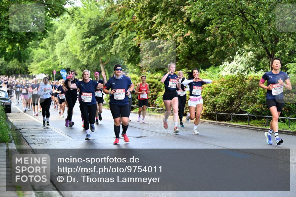 14.06.2026 - REWE Women's Run Dr. Thomas Lammeyer http://msf.ph/oto/9754011 14.06.2026 09:17:11 Laufen 5804, 328, 10434 meine-sportfotos.de