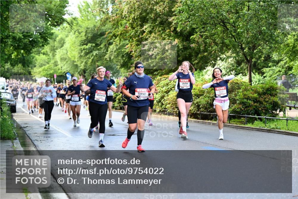 14.06.2026 - REWE Women's Run Dr. Thomas Lammeyer http://msf.ph/oto/9754022 14.06.2026 09:17:12 Laufen 0372, 11283 meine-sportfotos.de