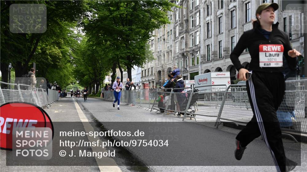 14.06.2026 - REWE Women's Run J. Mangold http://msf.ph/oto/9754034 14.06.2026 10:11:58 Ziel 10710, 10795, 11012, 11109, 11142, 11358 meine-sportfotos.de