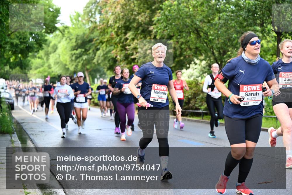 14.06.2026 - REWE Women's Run Dr. Thomas Lammeyer http://msf.ph/oto/9754047 14.06.2026 09:17:15 Laufen 11283, 57, 10372, 7, 10434 meine-sportfotos.de