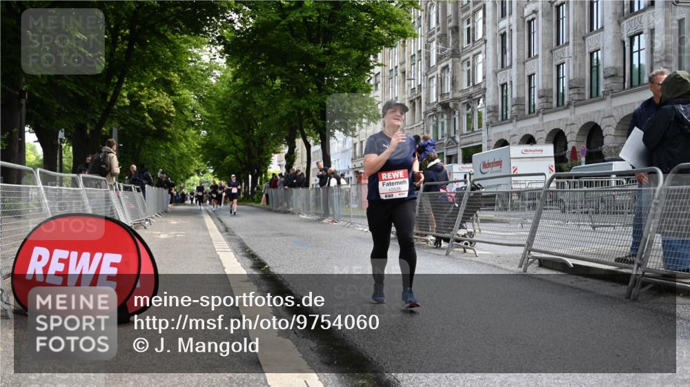 14.06.2026 - REWE Women's Run J. Mangold http://msf.ph/oto/9754060 14.06.2026 10:12:10 Ziel 10525 meine-sportfotos.de
