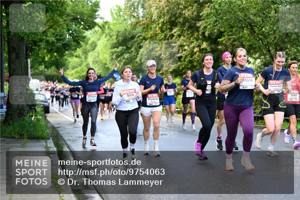 14.06.2026 - REWE Women's Run Dr. Thomas Lammeyer http://msf.ph/oto/9754063 14.06.2026 09:17:16 Laufen 10343, 57, 11167, 11315, 838, 10810, 10150, 7 meine-sportfotos.de