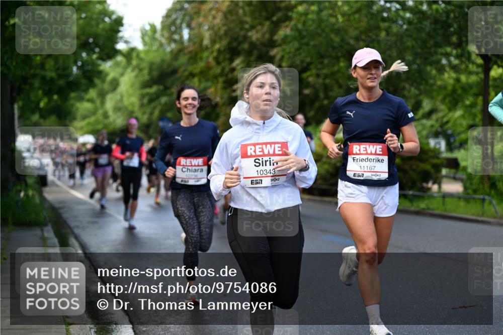 14.06.2026 - REWE Women's Run Dr. Thomas Lammeyer http://msf.ph/oto/9754086 14.06.2026 09:17:18 Laufen 10226, 10343, 11167, 7 meine-sportfotos.de