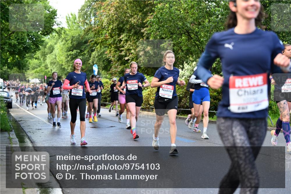 14.06.2026 - REWE Women's Run Dr. Thomas Lammeyer http://msf.ph/oto/9754103 14.06.2026 09:17:19 Laufen 10952, 7, 407, 1148 meine-sportfotos.de