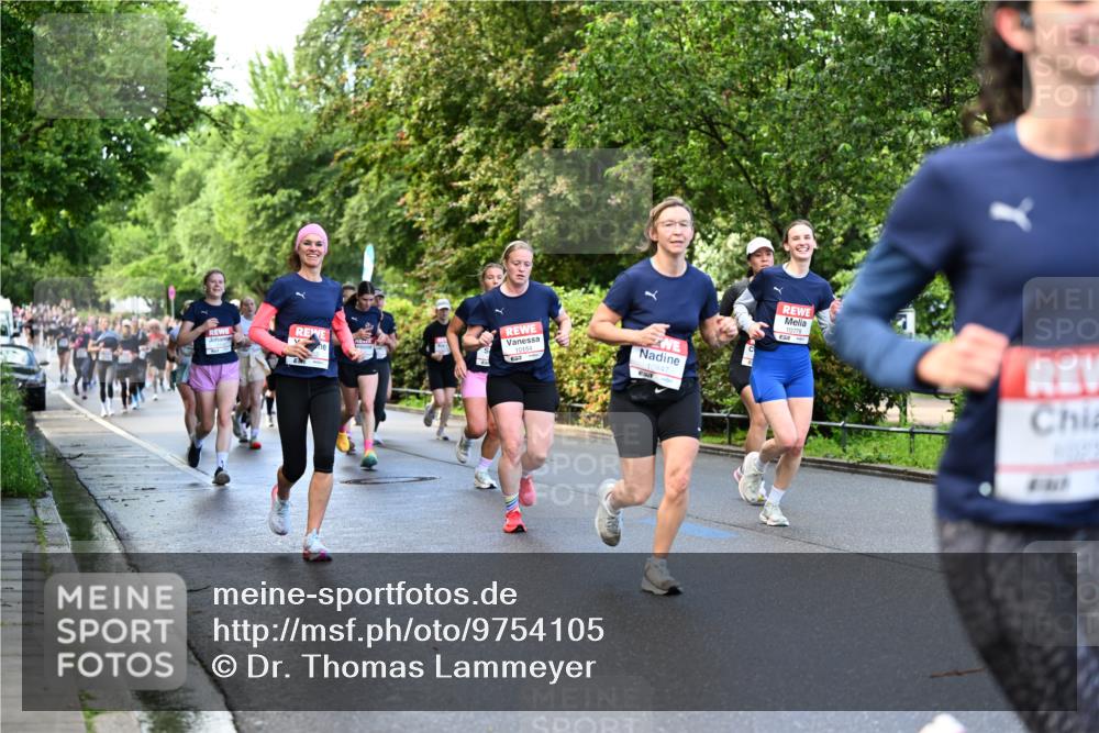14.06.2026 - REWE Women's Run Dr. Thomas Lammeyer http://msf.ph/oto/9754105 14.06.2026 09:17:19 Laufen 10847, 10778 meine-sportfotos.de