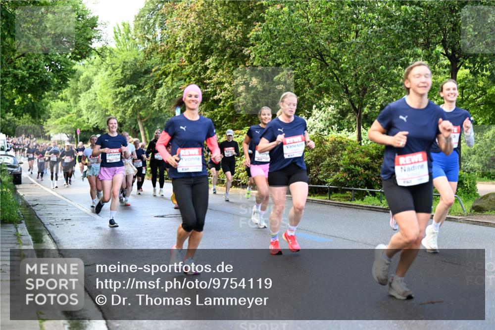 14.06.2026 - REWE Women's Run Dr. Thomas Lammeyer http://msf.ph/oto/9754119 14.06.2026 09:17:20 Laufen 11138, 837 meine-sportfotos.de