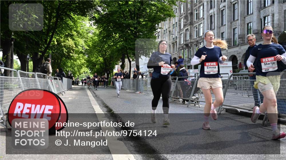 14.06.2026 - REWE Women's Run J. Mangold http://msf.ph/oto/9754124 14.06.2026 10:12:27 Ziel 10564, 10595, 10818, 10916, 11241, 11258, 11419 meine-sportfotos.de