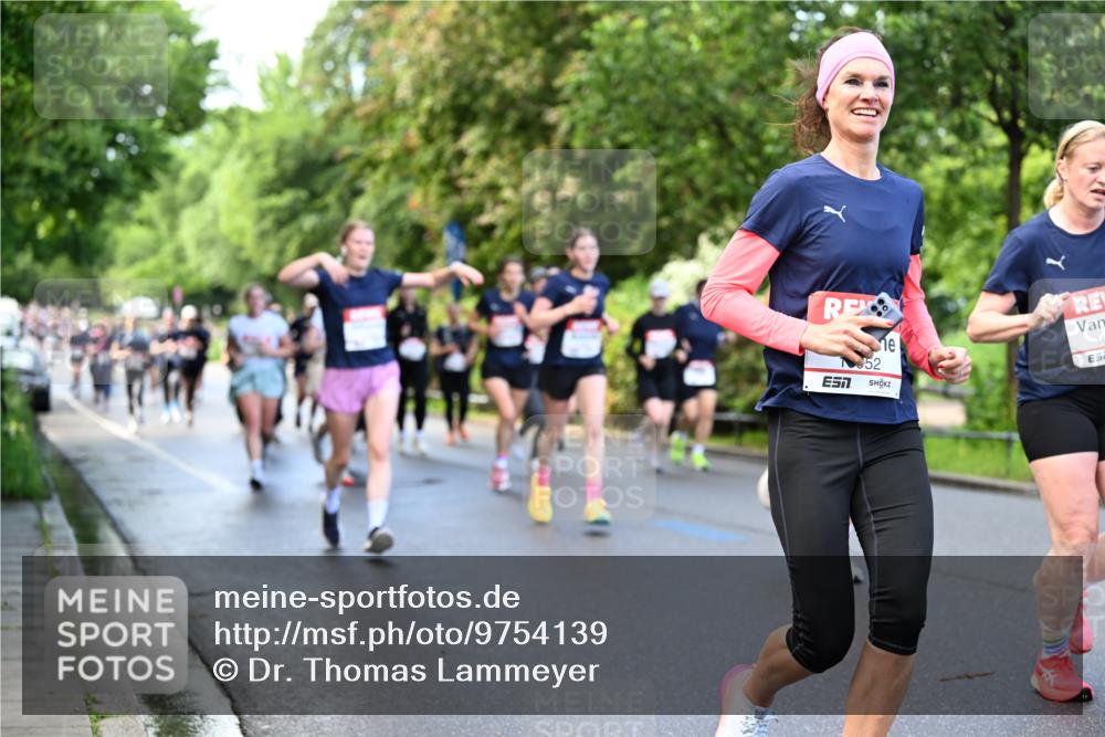 14.06.2026 - REWE Women's Run Dr. Thomas Lammeyer http://msf.ph/oto/9754139 14.06.2026 09:17:21 Laufen 52 meine-sportfotos.de