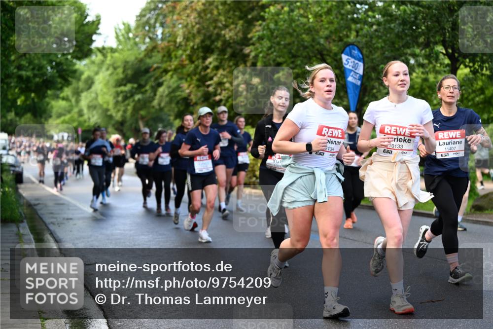 14.06.2026 - REWE Women's Run Dr. Thomas Lammeyer http://msf.ph/oto/9754209 14.06.2026 09:17:26 Laufen 5, 30, 134, 10133, 7, 11407, 57 meine-sportfotos.de
