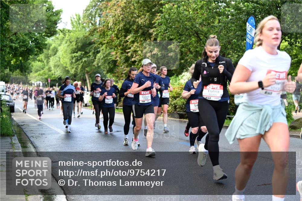14.06.2026 - REWE Women's Run Dr. Thomas Lammeyer http://msf.ph/oto/9754217 14.06.2026 09:17:26 Laufen 11518, 5, 37, 10265, 1019, 51, 1036 meine-sportfotos.de