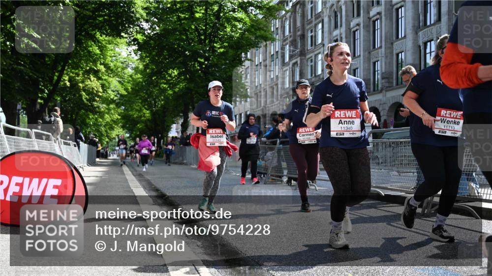 14.06.2026 - REWE Women's Run J. Mangold http://msf.ph/oto/9754228 14.06.2026 10:12:53 Ziel 10186, 10297, 10502, 10695, 11113, 11143, 11166, 11340, 11437 meine-sportfotos.de