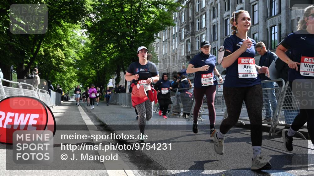 14.06.2026 - REWE Women's Run J. Mangold http://msf.ph/oto/9754231 14.06.2026 10:12:53 Ziel 10186, 10297, 10502, 10695, 11113, 11143, 11166, 11340, 11437 meine-sportfotos.de