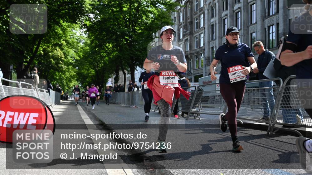 14.06.2026 - REWE Women's Run J. Mangold http://msf.ph/oto/9754236 14.06.2026 10:12:53 Ziel 10186, 10297, 10502, 10695, 11113, 11143, 11166, 11340, 11437 meine-sportfotos.de