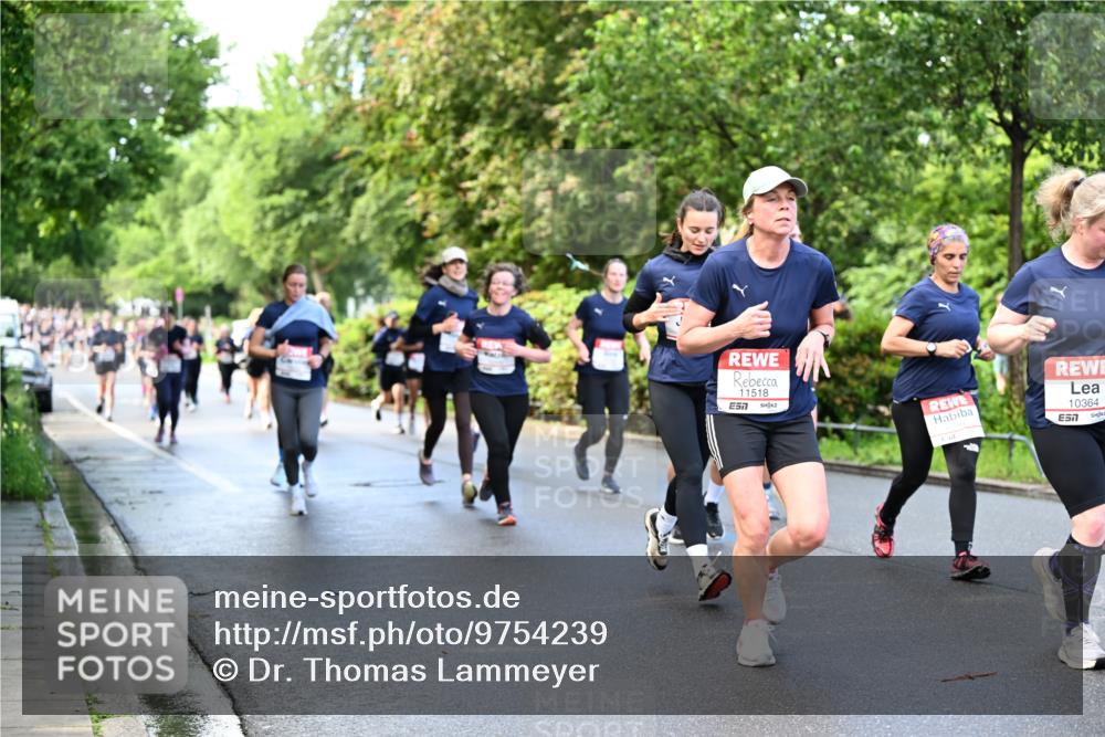 14.06.2026 - REWE Women's Run Dr. Thomas Lammeyer http://msf.ph/oto/9754239 14.06.2026 09:17:27 Laufen 11518, 7, 10364, 7 meine-sportfotos.de