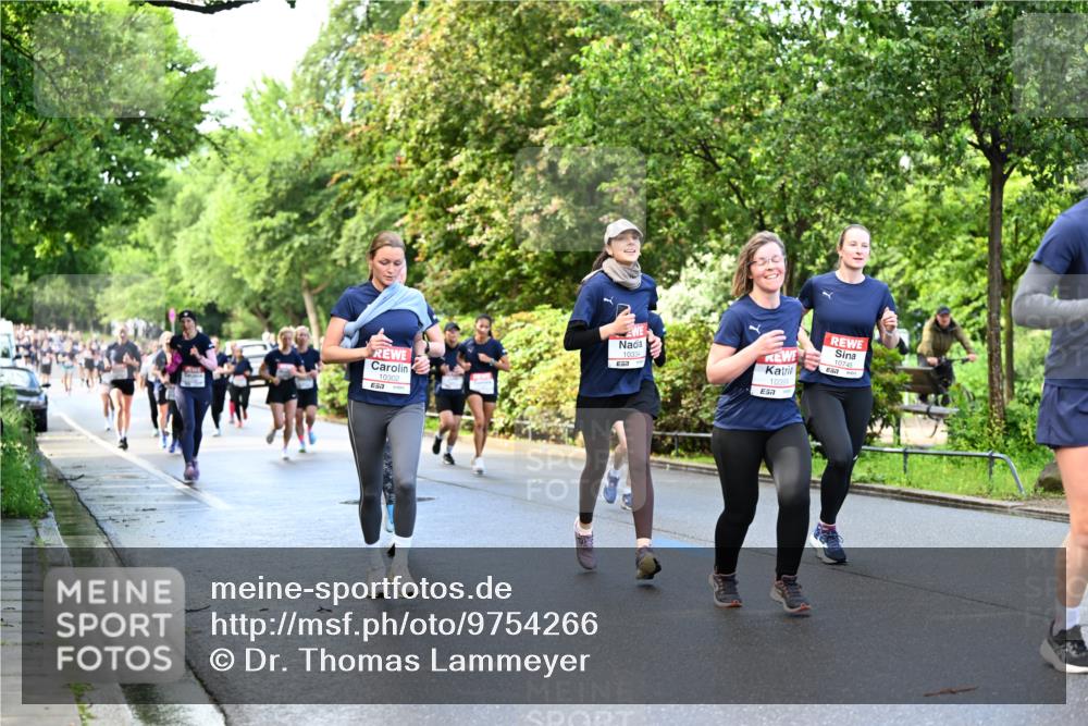14.06.2026 - REWE Women's Run Dr. Thomas Lammeyer http://msf.ph/oto/9754266 14.06.2026 09:17:29 Laufen 10302, 57, 10334, 10399, 57, 10745 meine-sportfotos.de