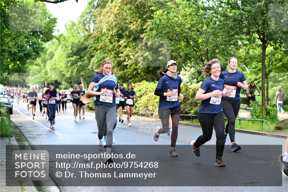 14.06.2026 - REWE Women's Run Dr. Thomas Lammeyer http://msf.ph/oto/9754268 14.06.2026 09:17:29 Laufen 10302, 10334, 10399, 57 meine-sportfotos.de