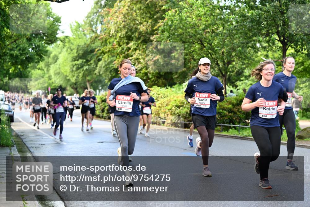 14.06.2026 - REWE Women's Run Dr. Thomas Lammeyer http://msf.ph/oto/9754275 14.06.2026 09:17:29 Laufen 10302, 10334, 7, 10399, 7 meine-sportfotos.de