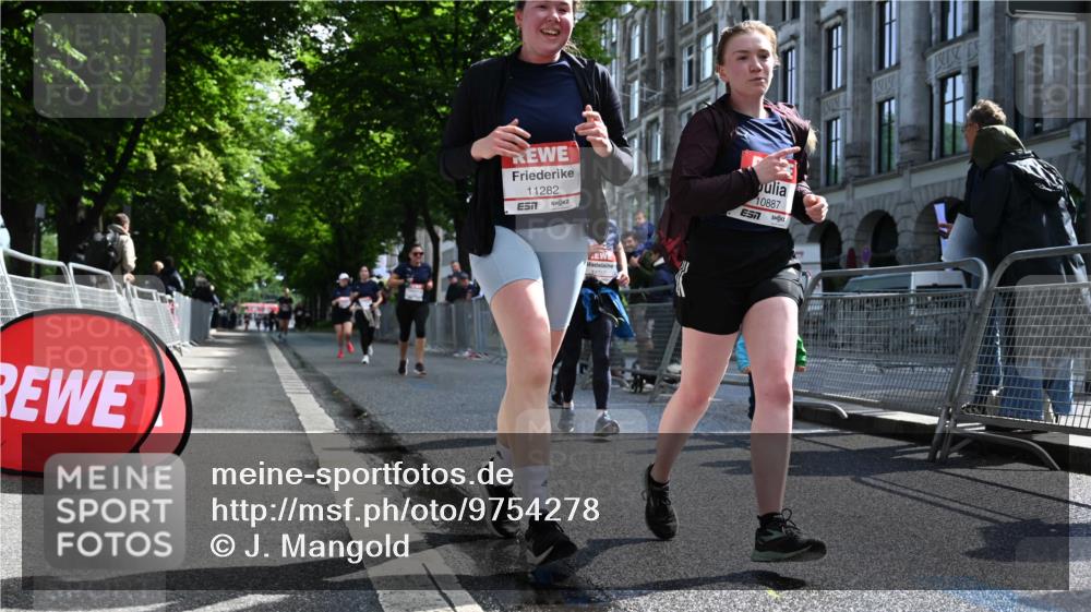 14.06.2026 - REWE Women's Run J. Mangold http://msf.ph/oto/9754278 14.06.2026 10:13:03 Ziel 10366, 10507, 10688, 10887, 10909, 10948, 11257, 11282, 11362, 11458 meine-sportfotos.de