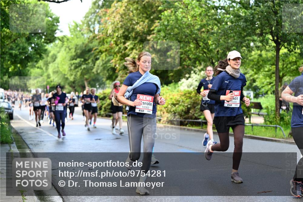 14.06.2026 - REWE Women's Run Dr. Thomas Lammeyer http://msf.ph/oto/9754281 14.06.2026 09:17:30 Laufen 10302, 7, 0334 meine-sportfotos.de