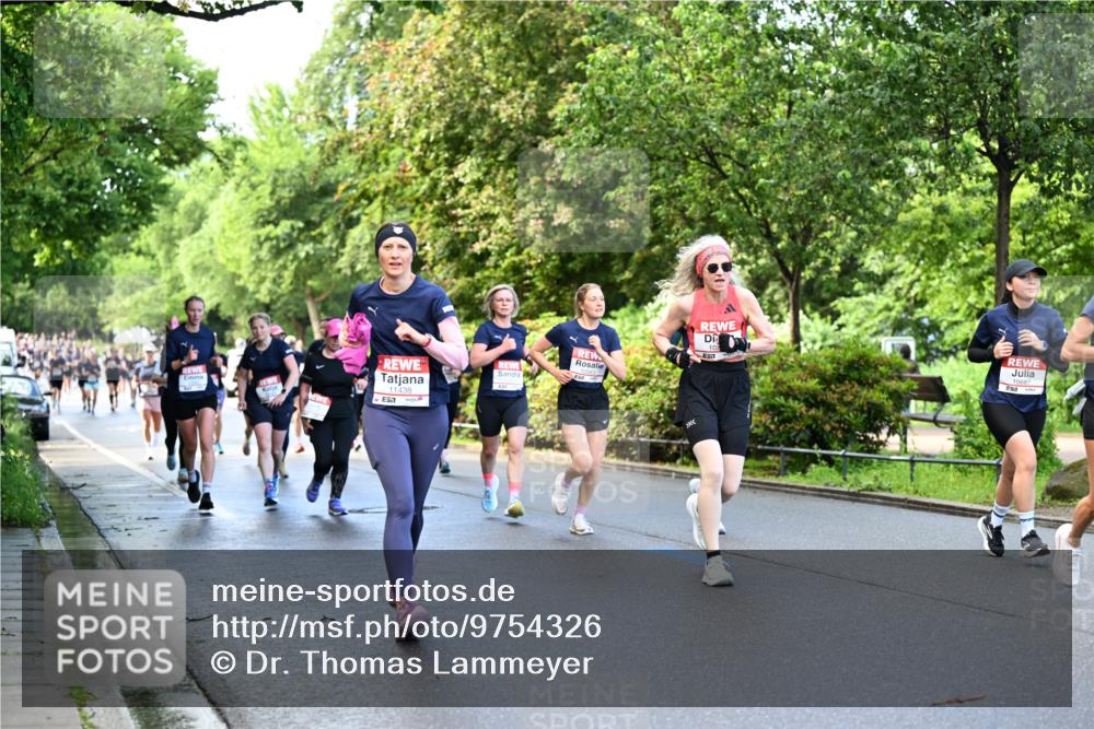 14.06.2026 - REWE Women's Run Dr. Thomas Lammeyer http://msf.ph/oto/9754326 14.06.2026 09:17:33 Laufen 11438, 10687 meine-sportfotos.de