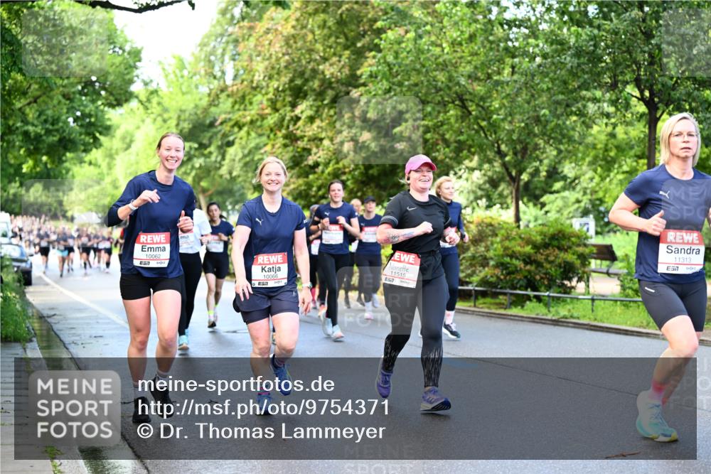 14.06.2026 - REWE Women's Run Dr. Thomas Lammeyer http://msf.ph/oto/9754371 14.06.2026 09:17:36 Laufen 10062, 7, 10066, 11515, 7, 11313 meine-sportfotos.de