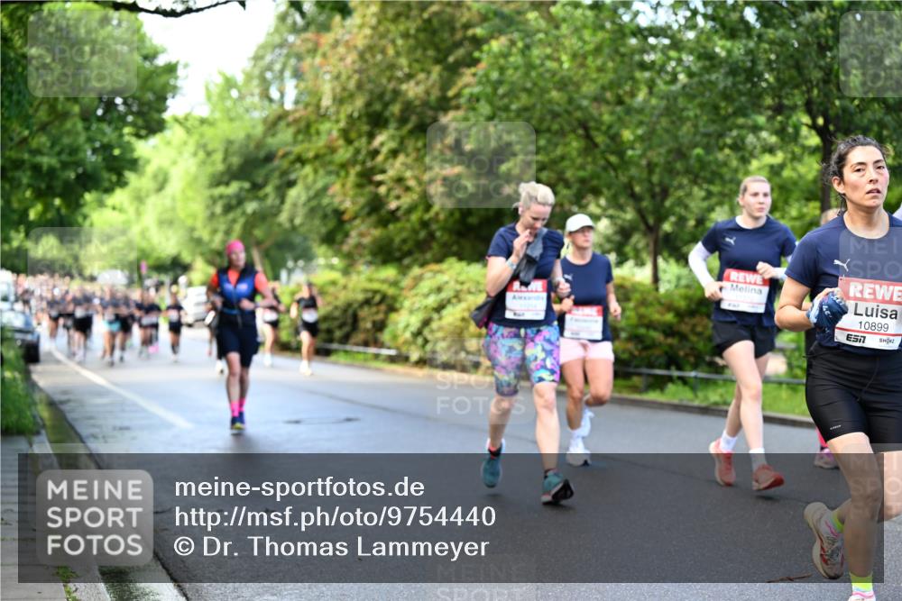 14.06.2026 - REWE Women's Run Dr. Thomas Lammeyer http://msf.ph/oto/9754440 14.06.2026 09:17:41 Laufen 10899, 7 meine-sportfotos.de