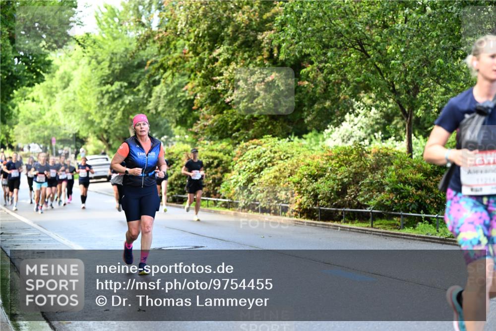 14.06.2026 - REWE Women's Run Dr. Thomas Lammeyer http://msf.ph/oto/9754455 14.06.2026 09:17:42 Laufen 11214 meine-sportfotos.de