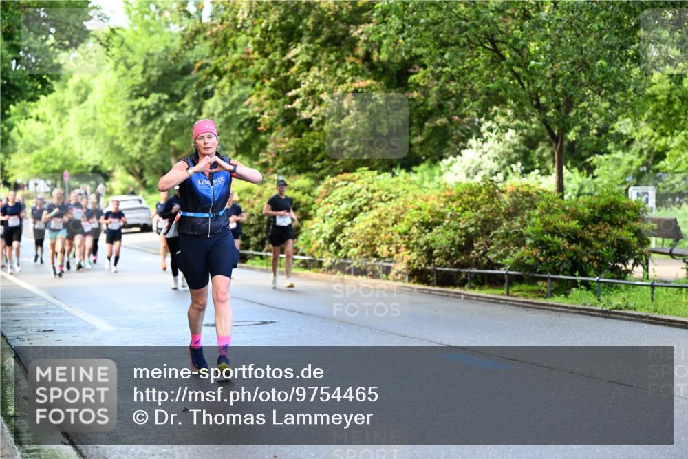 14.06.2026 - REWE Women's Run Dr. Thomas Lammeyer http://msf.ph/oto/9754465 14.06.2026 09:17:42 Laufen  meine-sportfotos.de