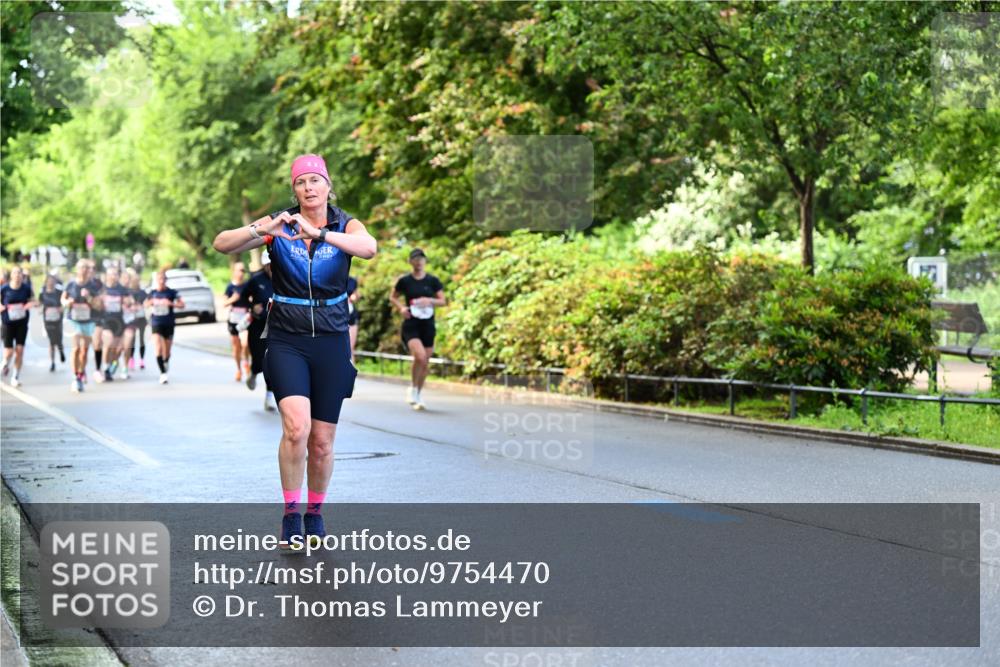 14.06.2026 - REWE Women's Run Dr. Thomas Lammeyer http://msf.ph/oto/9754470 14.06.2026 09:17:43 Laufen  meine-sportfotos.de