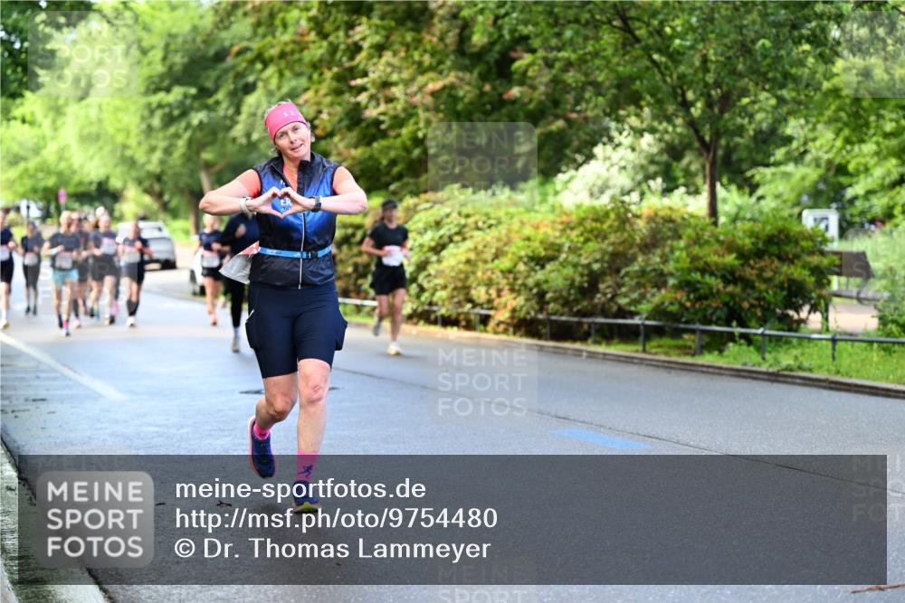 14.06.2026 - REWE Women's Run Dr. Thomas Lammeyer http://msf.ph/oto/9754480 14.06.2026 09:17:43 Laufen  meine-sportfotos.de