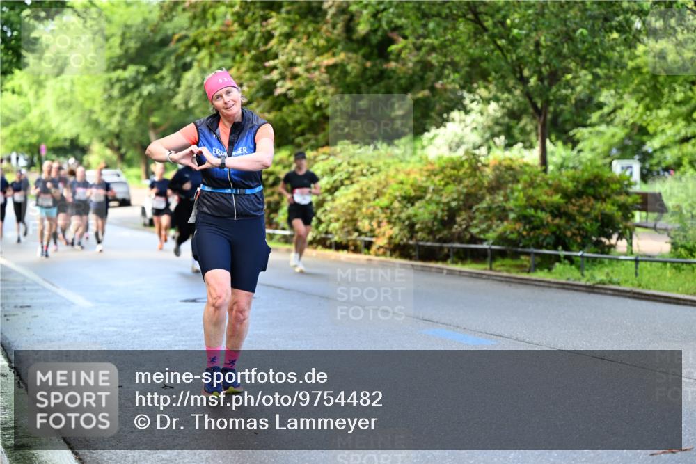 14.06.2026 - REWE Women's Run Dr. Thomas Lammeyer http://msf.ph/oto/9754482 14.06.2026 09:17:43 Laufen  meine-sportfotos.de