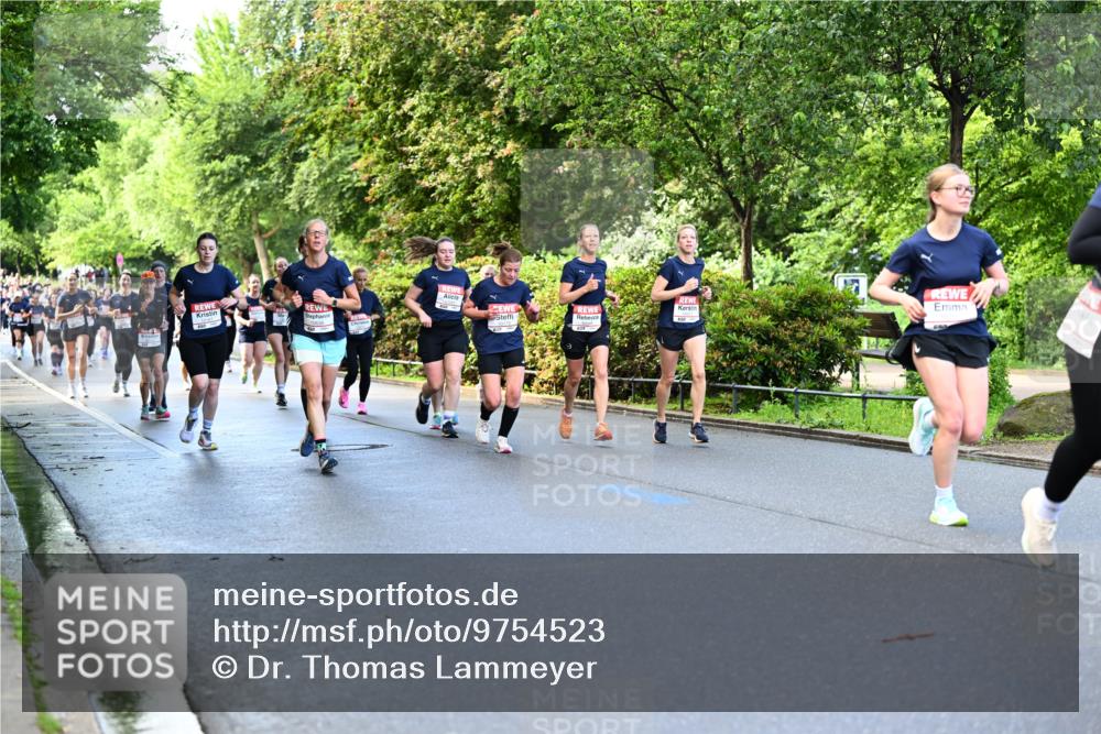 14.06.2026 - REWE Women's Run Dr. Thomas Lammeyer http://msf.ph/oto/9754523 14.06.2026 09:17:49 Laufen 10173 meine-sportfotos.de