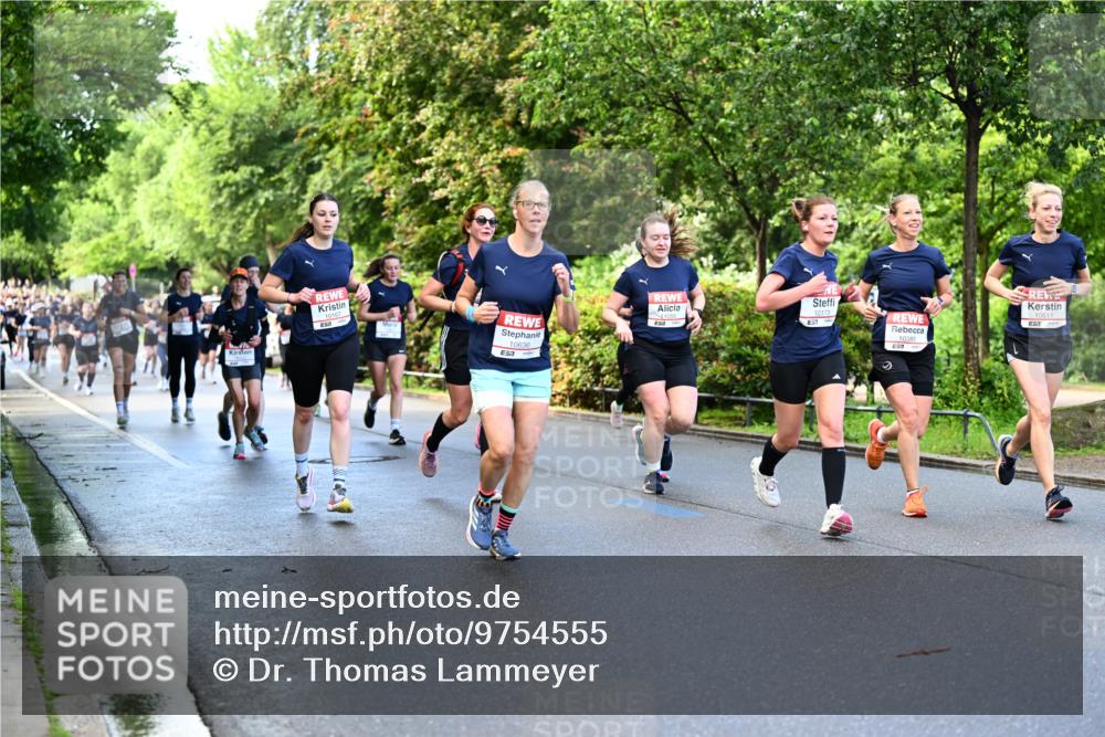 14.06.2026 - REWE Women's Run Dr. Thomas Lammeyer http://msf.ph/oto/9754555 14.06.2026 09:17:51 Laufen 10636, 57, 1055, 10385, 7, 10611 meine-sportfotos.de