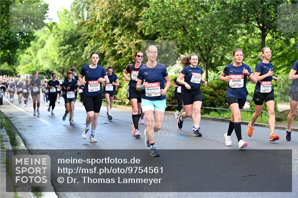14.06.2026 - REWE Women's Run Dr. Thomas Lammeyer http://msf.ph/oto/9754561 14.06.2026 09:17:51 Laufen 10636, 7, 10173, 9, 10385, 7 meine-sportfotos.de