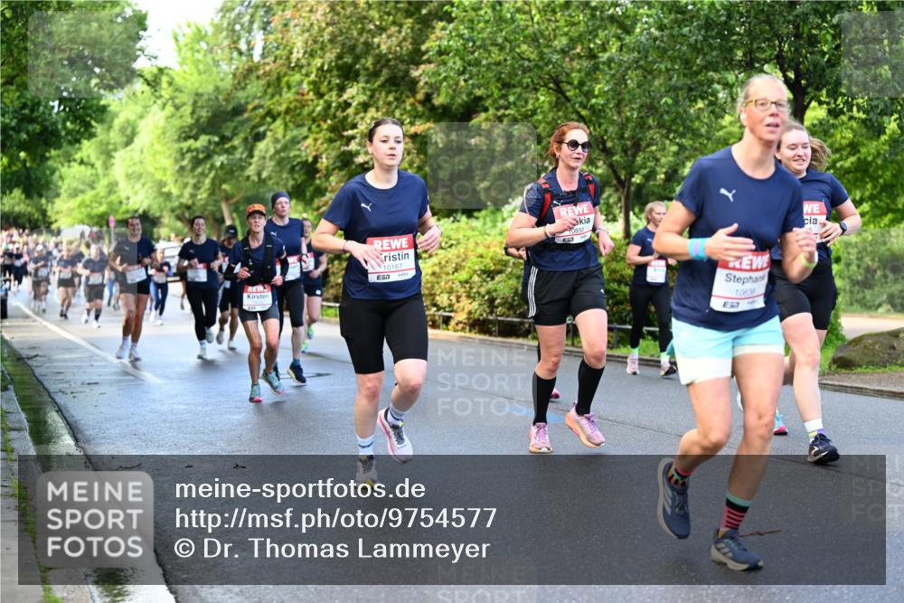14.06.2026 - REWE Women's Run Dr. Thomas Lammeyer http://msf.ph/oto/9754577 14.06.2026 09:17:52 Laufen 10167, 57, 0858, 657, 10636 meine-sportfotos.de