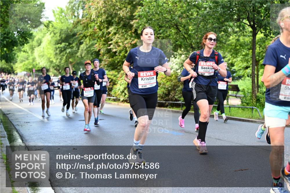 14.06.2026 - REWE Women's Run Dr. Thomas Lammeyer http://msf.ph/oto/9754586 14.06.2026 09:17:53 Laufen 10167, 7, 10858, 7 meine-sportfotos.de