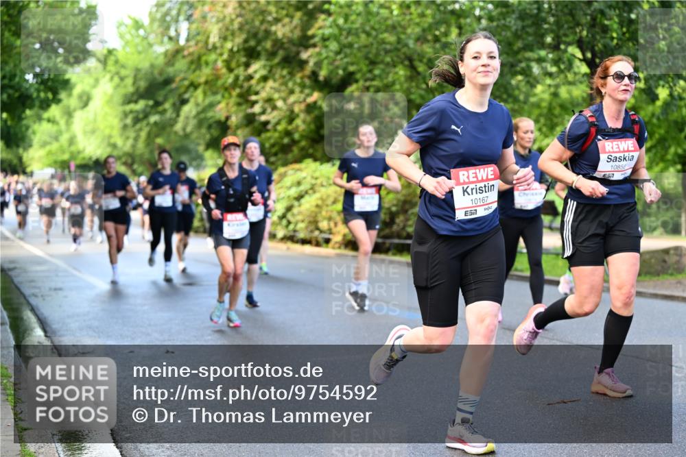 14.06.2026 - REWE Women's Run Dr. Thomas Lammeyer http://msf.ph/oto/9754592 14.06.2026 09:17:53 Laufen 10167, 7, 10858 meine-sportfotos.de