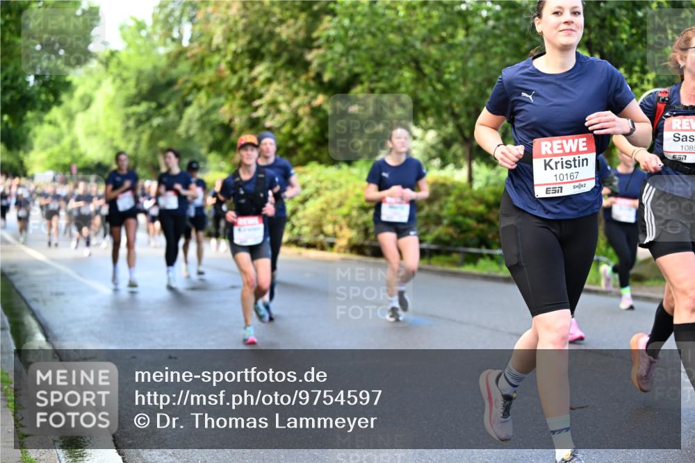 14.06.2026 - REWE Women's Run Dr. Thomas Lammeyer http://msf.ph/oto/9754597 14.06.2026 09:17:54 Laufen 10167, 1085, 657 meine-sportfotos.de