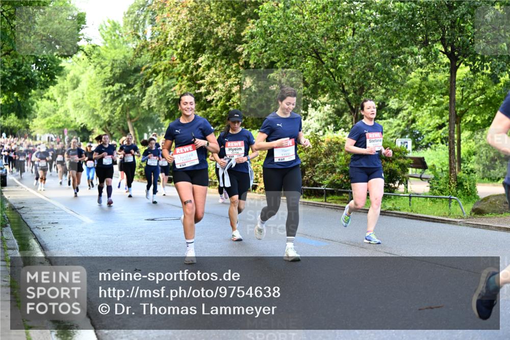 14.06.2026 - REWE Women's Run Dr. Thomas Lammeyer http://msf.ph/oto/9754638 14.06.2026 09:17:56 Laufen 11509, 11535, 10427 meine-sportfotos.de