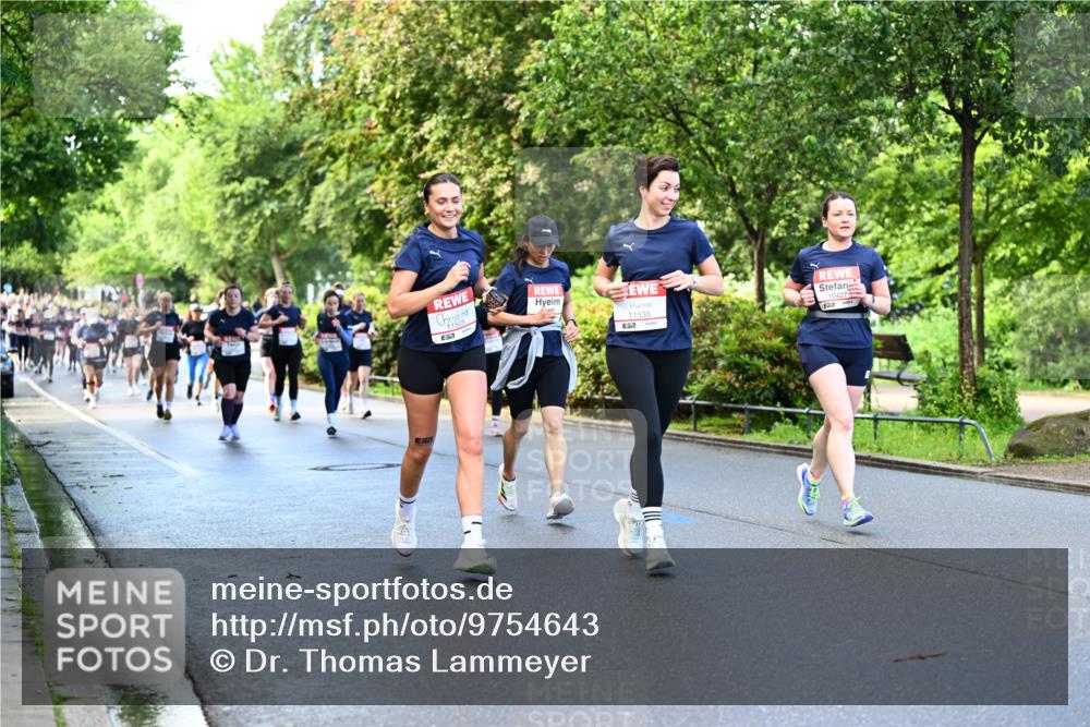14.06.2026 - REWE Women's Run Dr. Thomas Lammeyer http://msf.ph/oto/9754643 14.06.2026 09:17:56 Laufen 11535, 10427 meine-sportfotos.de