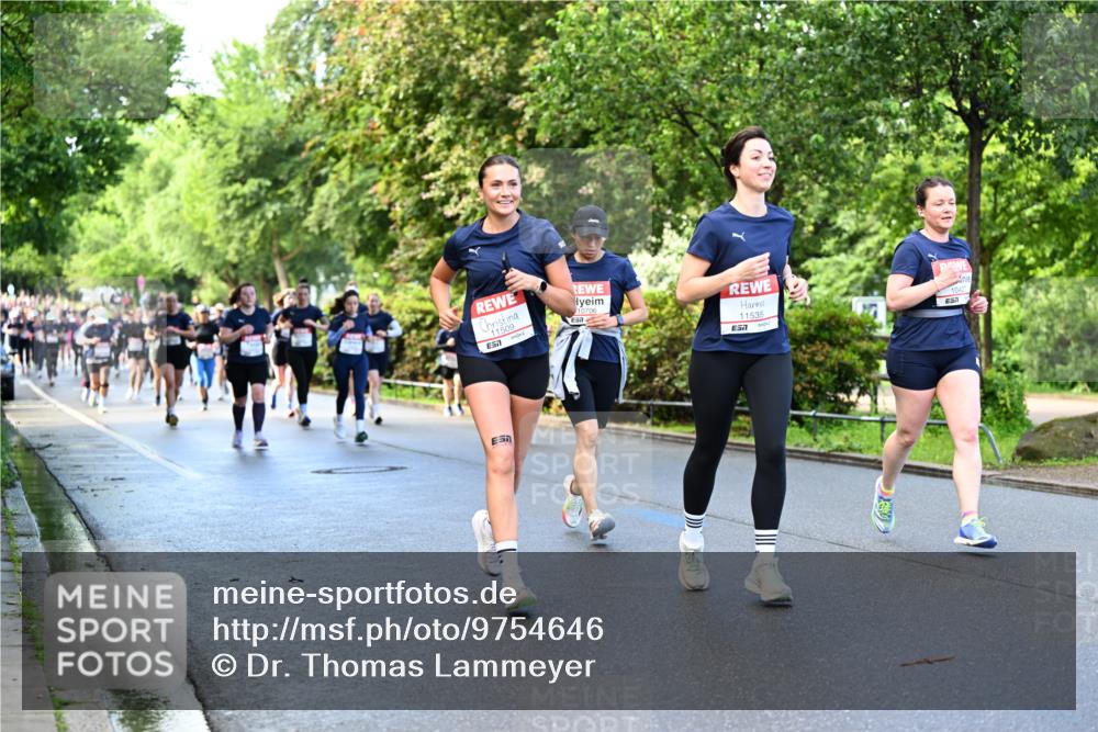 14.06.2026 - REWE Women's Run Dr. Thomas Lammeyer http://msf.ph/oto/9754646 14.06.2026 09:17:57 Laufen 11509, 7, 10706, 11535, 7 meine-sportfotos.de