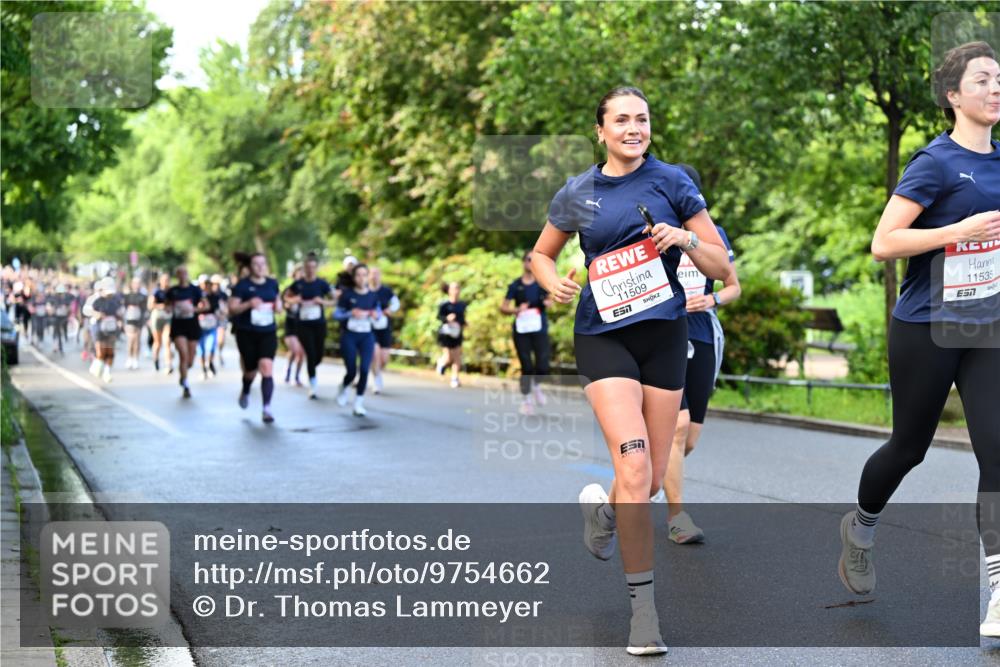 14.06.2026 - REWE Women's Run Dr. Thomas Lammeyer http://msf.ph/oto/9754662 14.06.2026 09:17:58 Laufen 11509, 57, 11535, 7 meine-sportfotos.de
