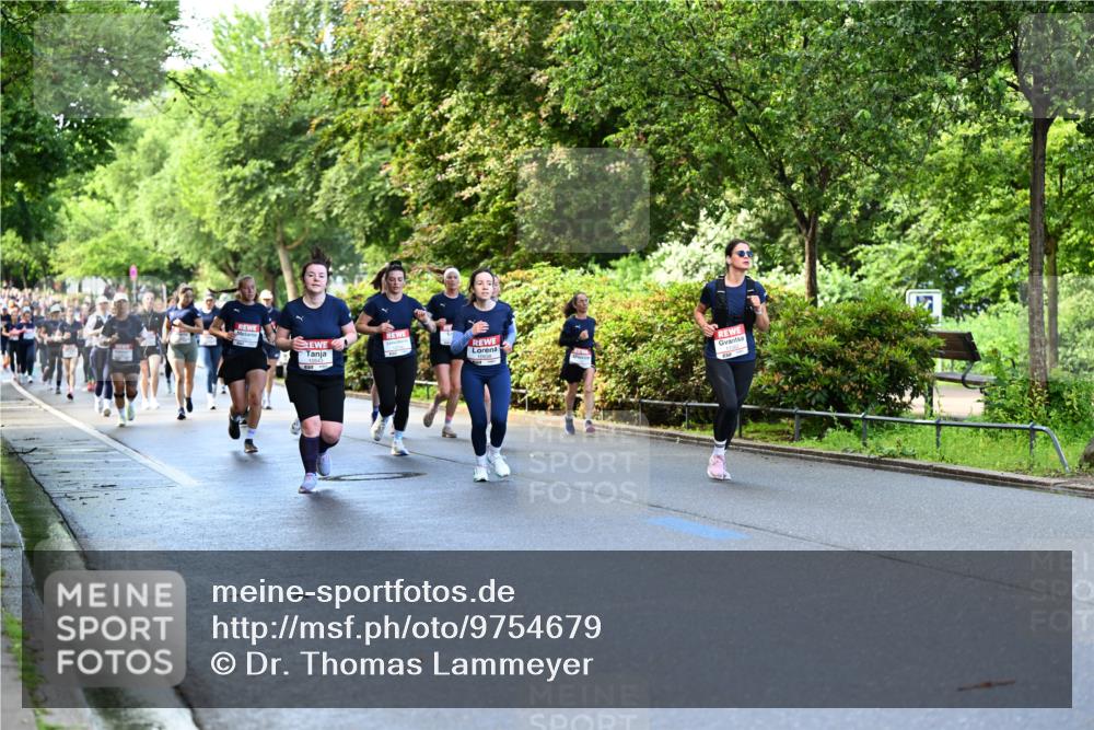14.06.2026 - REWE Women's Run Dr. Thomas Lammeyer http://msf.ph/oto/9754679 14.06.2026 09:17:59 Laufen 10638 meine-sportfotos.de
