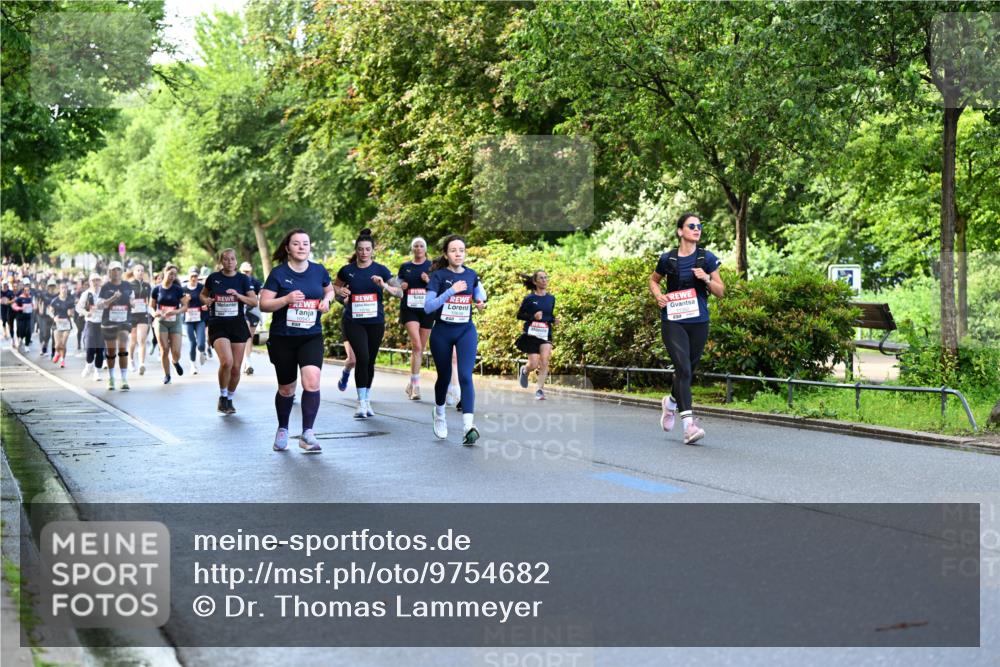 14.06.2026 - REWE Women's Run Dr. Thomas Lammeyer http://msf.ph/oto/9754682 14.06.2026 09:17:59 Laufen 10543, 10638 meine-sportfotos.de