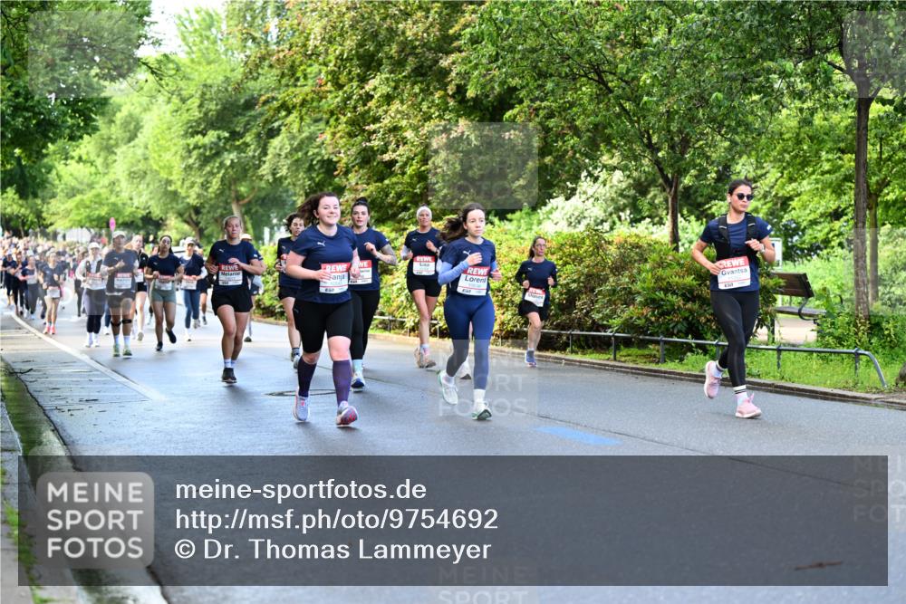 14.06.2026 - REWE Women's Run Dr. Thomas Lammeyer http://msf.ph/oto/9754692 14.06.2026 09:18:00 Laufen 10253 meine-sportfotos.de