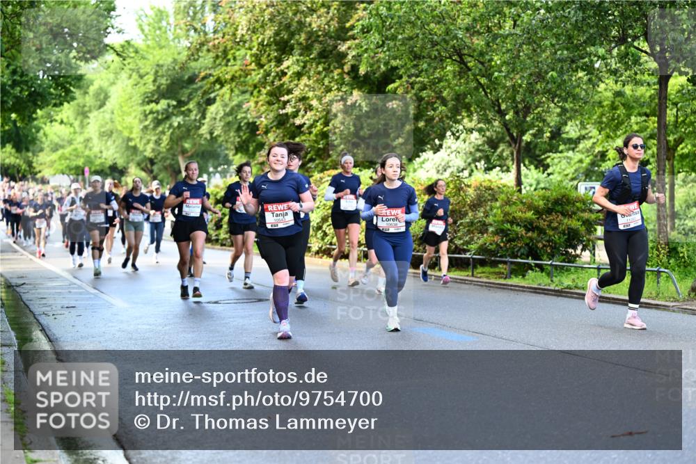 14.06.2026 - REWE Women's Run Dr. Thomas Lammeyer http://msf.ph/oto/9754700 14.06.2026 09:18:00 Laufen 10543, 10638, 11382 meine-sportfotos.de