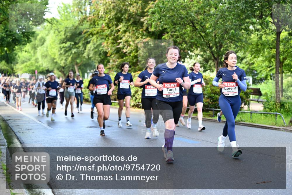 14.06.2026 - REWE Women's Run Dr. Thomas Lammeyer http://msf.ph/oto/9754720 14.06.2026 09:18:01 Laufen 10543, 57, 10638 meine-sportfotos.de