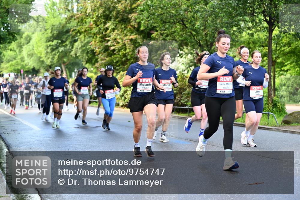 14.06.2026 - REWE Women's Run Dr. Thomas Lammeyer http://msf.ph/oto/9754747 14.06.2026 09:18:03 Laufen 10253, 10796, 7, 10934 meine-sportfotos.de