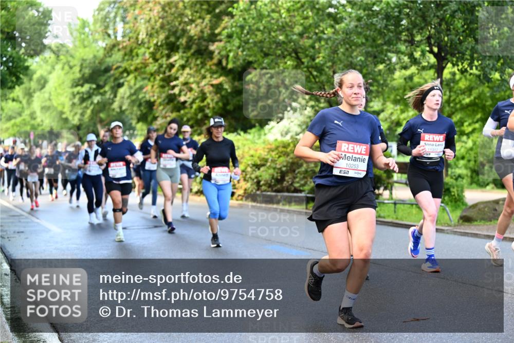 14.06.2026 - REWE Women's Run Dr. Thomas Lammeyer http://msf.ph/oto/9754758 14.06.2026 09:18:04 Laufen 10253, 11312 meine-sportfotos.de